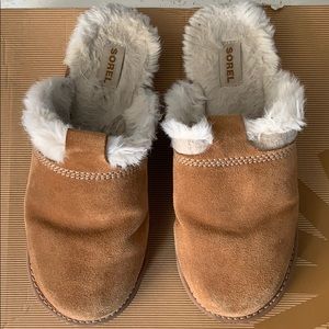 Sorel slip on shearling sandal size 11